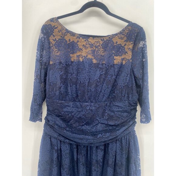 Kiyonna Dress Womens Size 2X CINCH WAIST Blue Floral Lace Half Sleeve Boat Neck - Picture 3 of 7